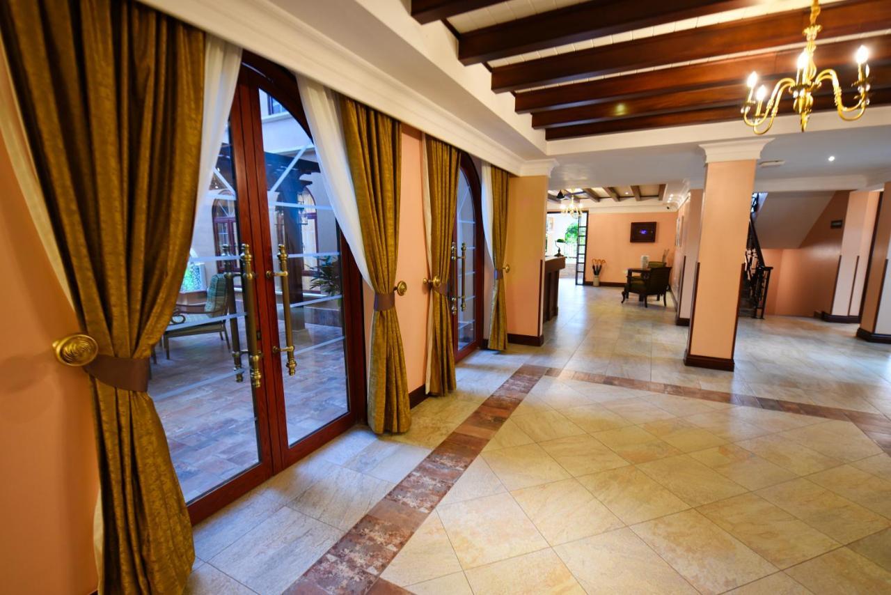 קמפאלה Casa Solada Hotel מראה חיצוני תמונה